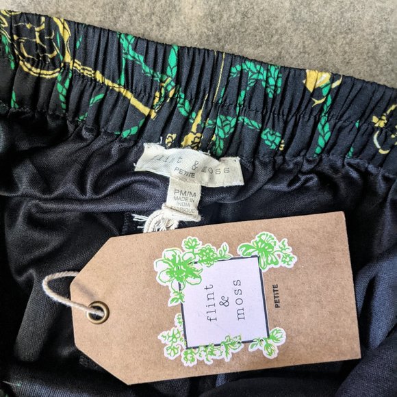 Flint & Moss Petite Black and Green Maxi Skirt with Key Print Women's Size PM - Picture 5 of 6